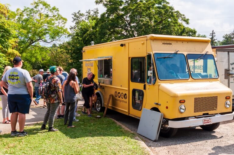 what technology are food trucks using