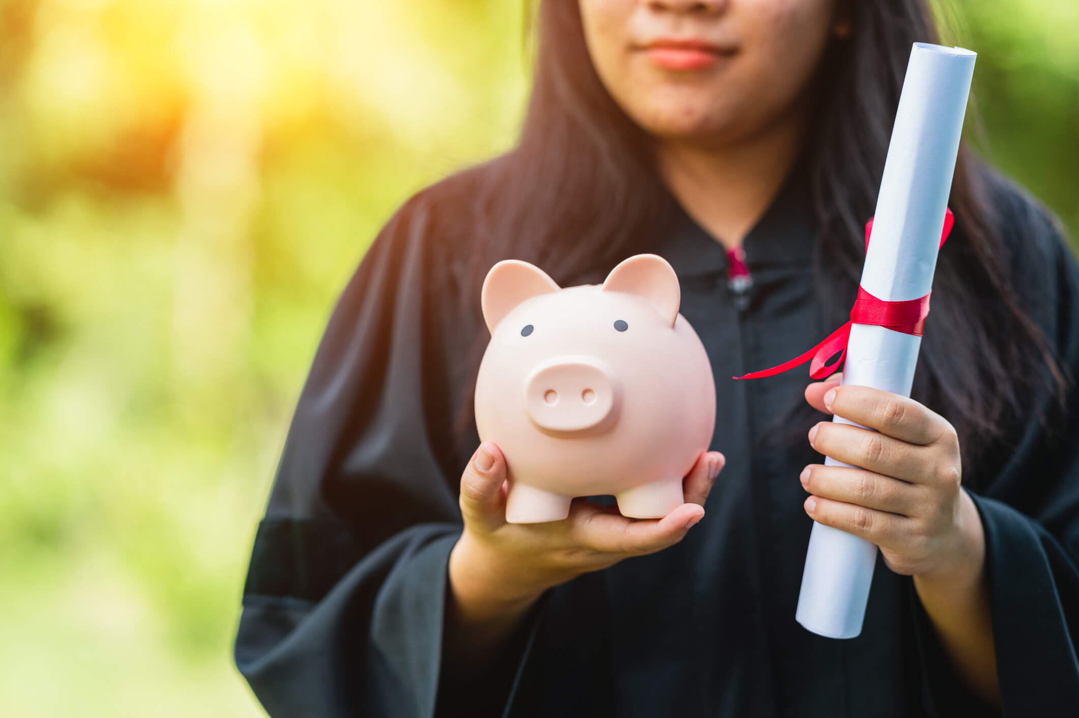 How to Manage Student Loans and Debts