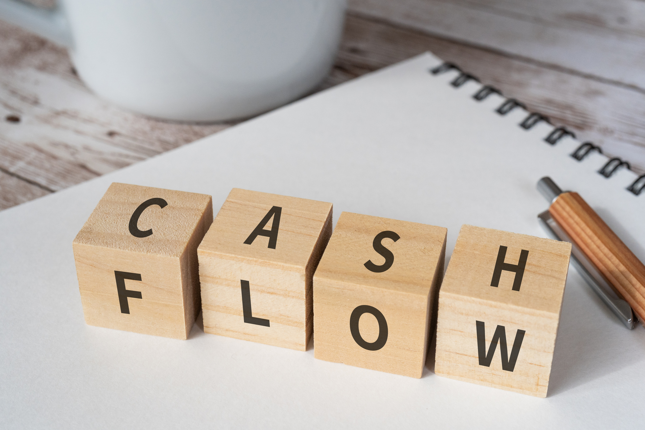 Managing Cash Flow Challenges & Fixes - Complete Controller